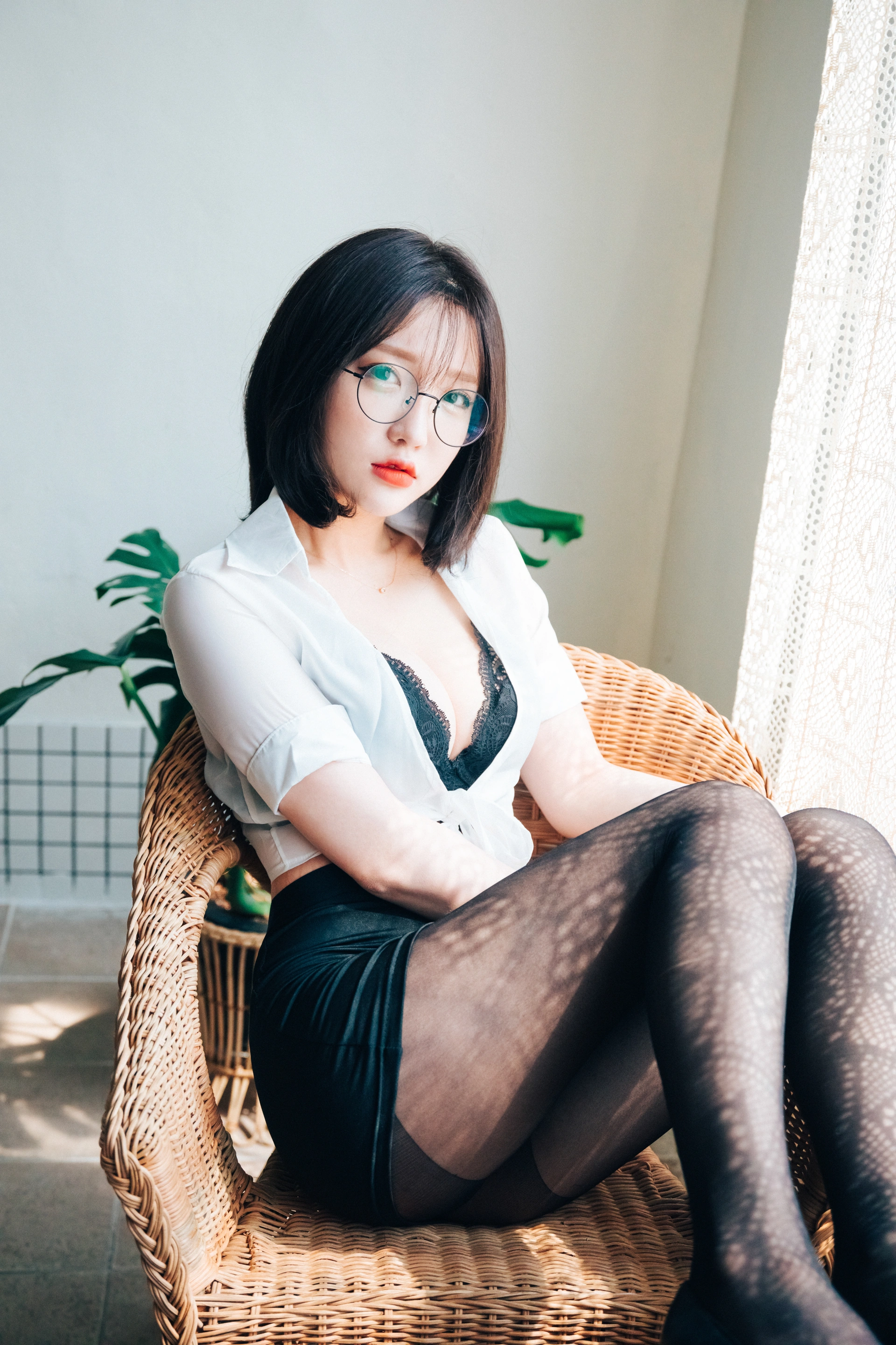 012.[Loozy] -  Ye-Eun - Office Girl Vol.1 0
