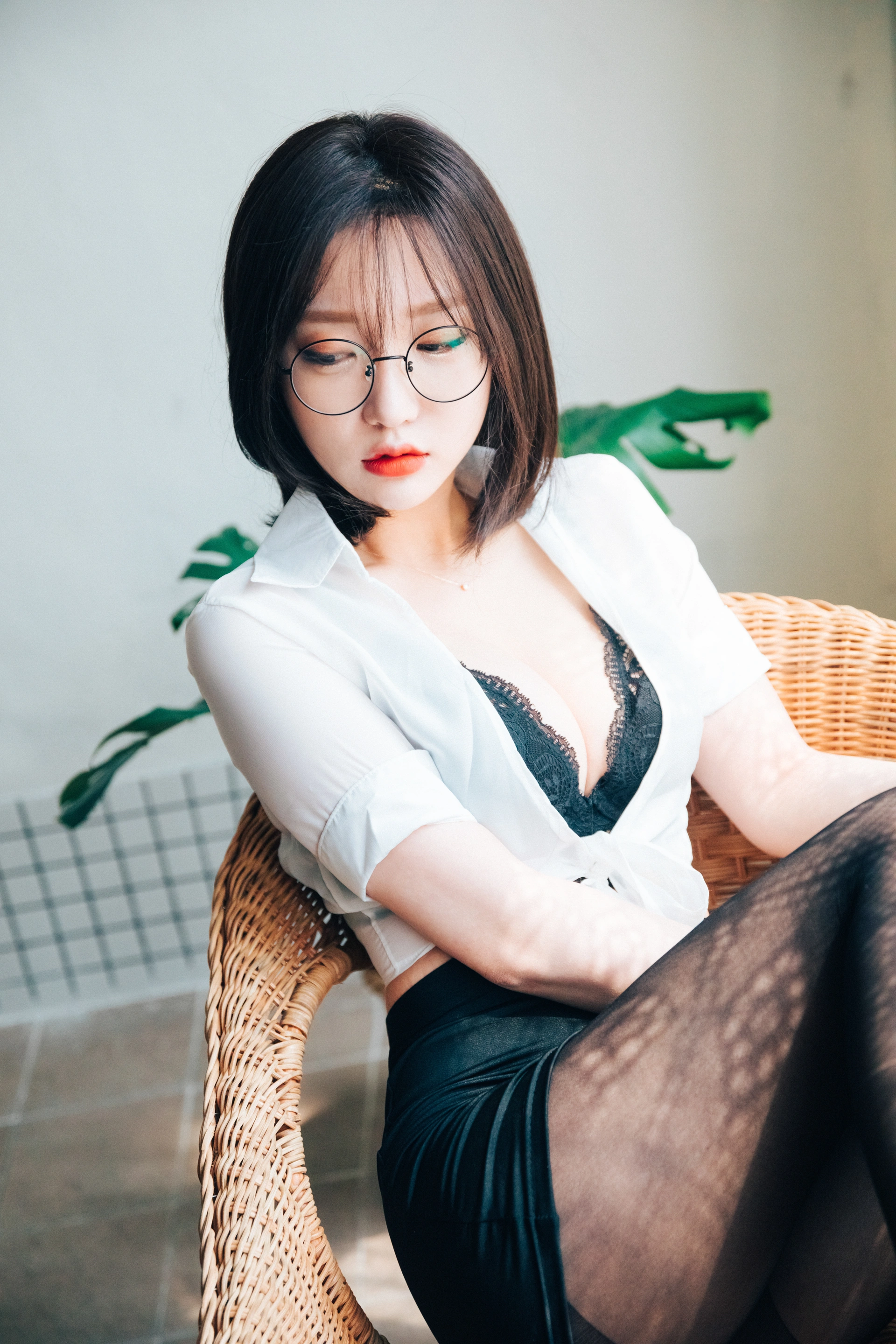 012.[Loozy] -  Ye-Eun - Office Girl Vol.1 1
